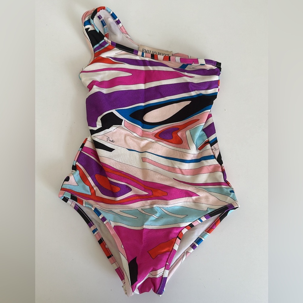 One shoulder Emilio Pucci , kids swim suit size 6 yrs old